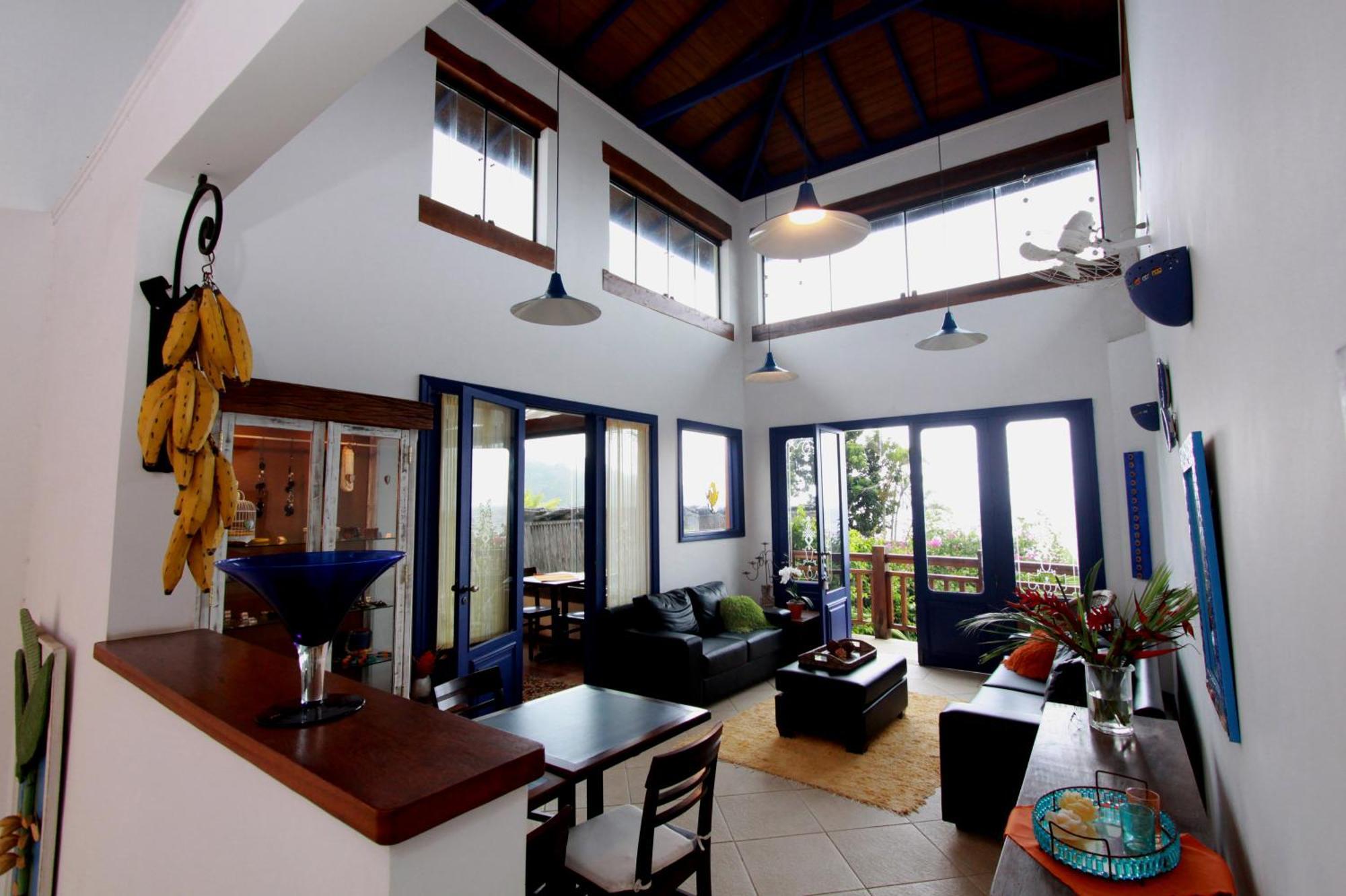 Dimari Inn